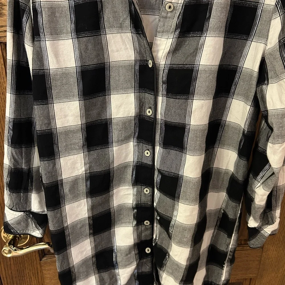 Victoria’s Secret Black White Plaid Flannel Button-Up Nightgown Pajamas Medium